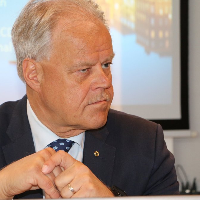 Tips till USA gav OAJ:s ordförande Olli Luukkainen under tidigare ISPT-möten. Bild: Mattias Fagerholm